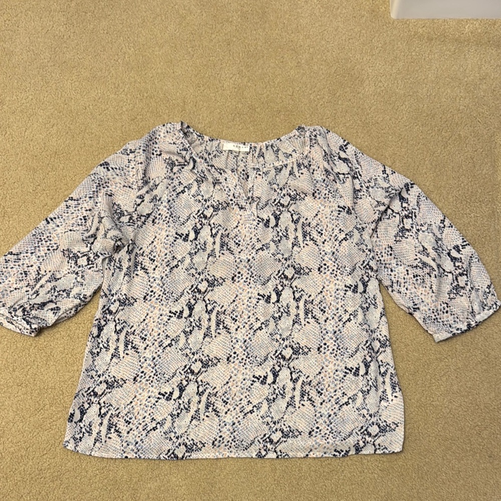 Kenar Blue and White Puff Sleeve Boxy Blouse